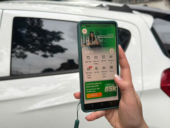 Từ ngày 1/10: Lái xe cần có tài khoản giao thông để qua trạm thu phí