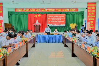 Phó Bí thư Thường trực Tỉnh ủy Nguyễn Mạnh Hùng làm việc với Đảng ủy xã Bình Hiệp