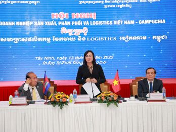 Hiện thực hóa các giải pháp, thúc đẩy phát triển thương mại song phương Việt Nam - Campuchia
