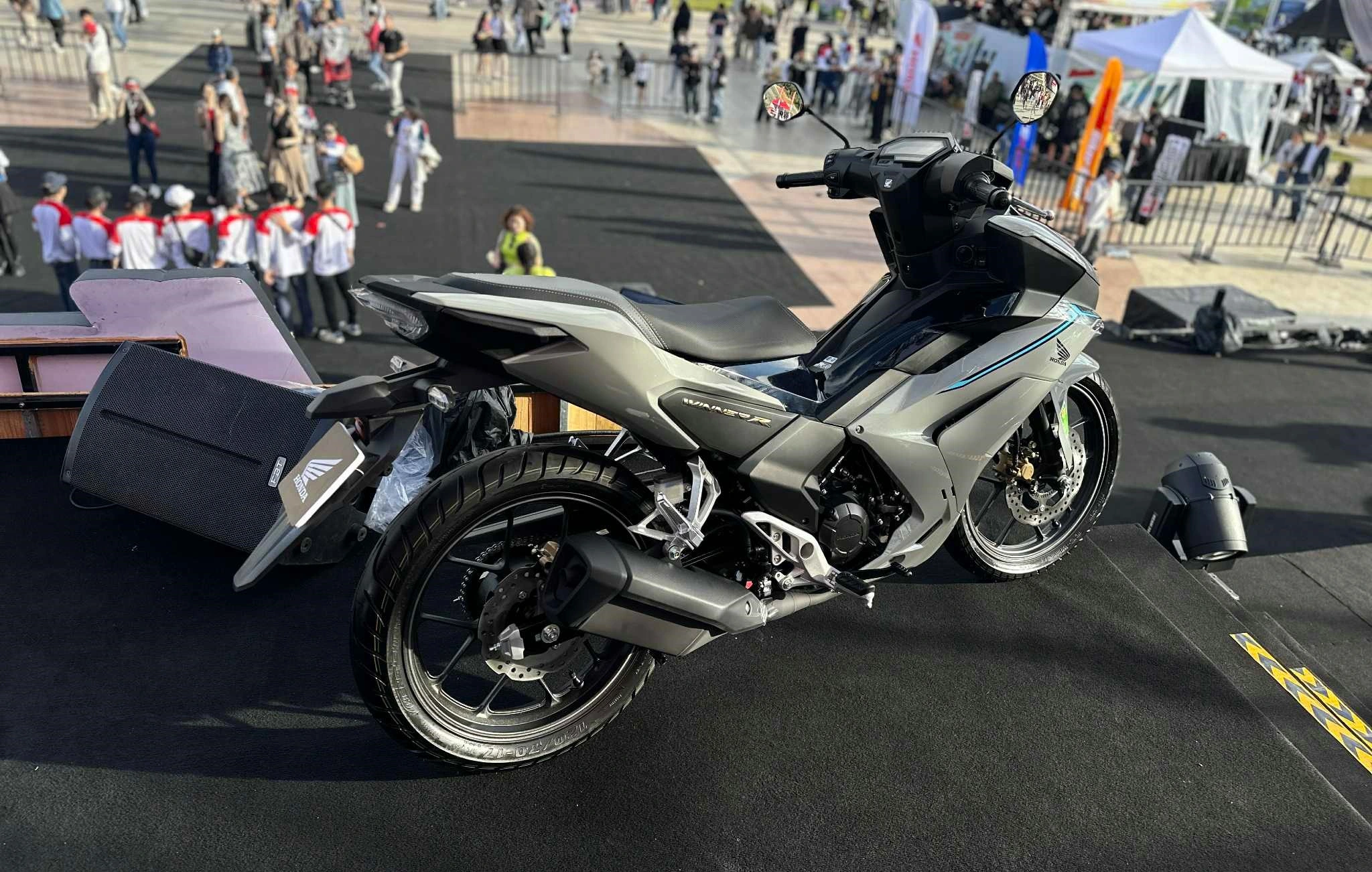 Người Việt nói gì về thiết kế Honda Winner R?