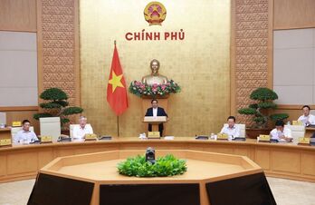 Khẩn trương hoàn thiện các dự án luật để trình Quốc hội vào tháng 10