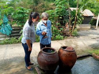 Xã Bến Lức triển khai chiến dịch diệt lăng quăng, phòng chống dịch bệnh