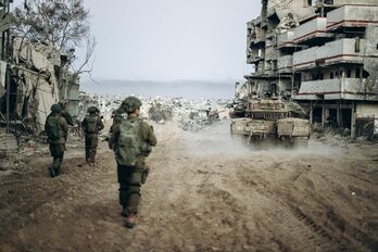Phong trào Hamas đình chỉ đàm phán trao đổi tù nhân với Israel