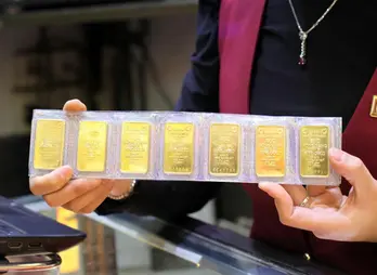 Giá vàng hôm nay 16/9: Tăng thêm 2 triệu đồng mỗi lượng