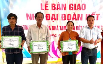 Nhân lên sức mạnh đại đoàn kết từ phong trào thi đua: Vì người nghèo - không để ai bị bỏ lại phía sau (Bài 3)
