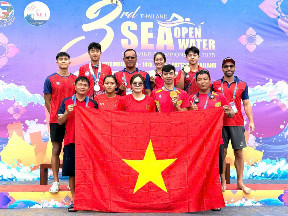 Kình ngư Mỹ Tiên giành 2 Huy chương Vàng bơi biển Đông Nam Á