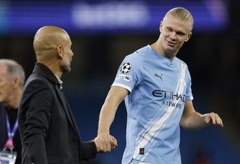 Haaland lập kỷ lục ghi bàn ở Champions League, Man City thắng 10 người Napoli