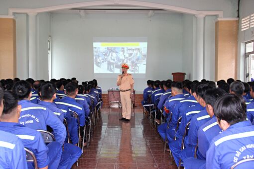 Ngăn chặn ẩn họa từ tài xế sử dụng ma túy cầm lái