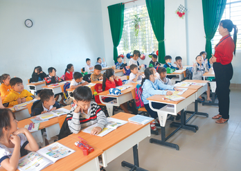 Đầu tư cho sự nghiệp giáo dục vùng biên giới: Con đường đúng nhất để nâng cao dân trí và phát triển nguồn nhân lực: Sáp nhập trường quy mô nhỏ (Bài cuối)