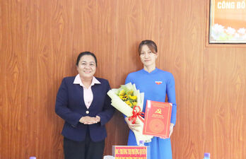 Xã Mỹ Lộc công bố quyết định công tác cán bộ đối với Đoàn TNCS Hồ Chí Minh xã