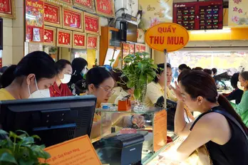 Giá vàng hôm nay 28/9: Tăng cao nhưng người mua vẫn lỗ