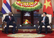 Vietnamese State President meets with top Cuban legislator in Hanoi