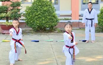 Người thầy tâm huyết với môn võ Taekwondo
