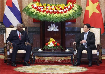 Vietnamese State President meets with top Cuban legislator in Hanoi