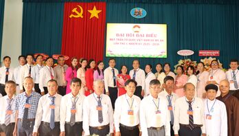 Bà Bùi Thị Trúc Linh giữ chức Chủ tịch UBMTTQ Việt Nam xã Mỹ An lần thứ I, nhiệm kỳ 2025-2030