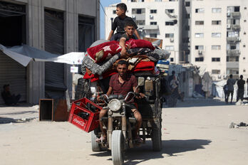Quân đội Israel ngăn người Palestine quay lại thành phố Gaza