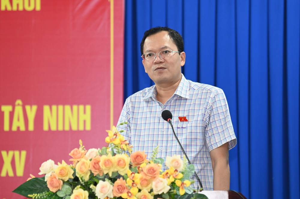 ĐBQH Huỳnh Thanh Phương ghi nhận và giải thích thêm một số vấn đề liên quan đến những kiến nghị của cử tri
