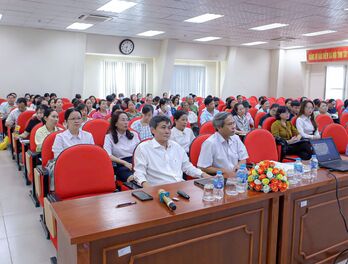 Nâng cao kỹ năng thu bảo hiểm xã hội, bảo hiểm y tế cho các tổ chức dịch vụ thu