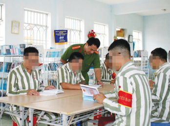 Lan tỏa phong trào thi đua ở Trại giam Long Hòa