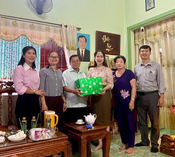 Xã Truông Mít: Thăm hỏi các đồng chí nguyên lãnh đạo xã qua các thời kỳ