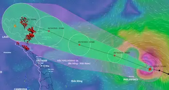 Bão Matmo mạnh cấp 10 vào Biển Đông, hướng về miền Bắc