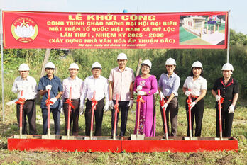 Xã Mỹ Lộc khởi công công trình chào mừng Đại hội MTTQ Việt Nam xã