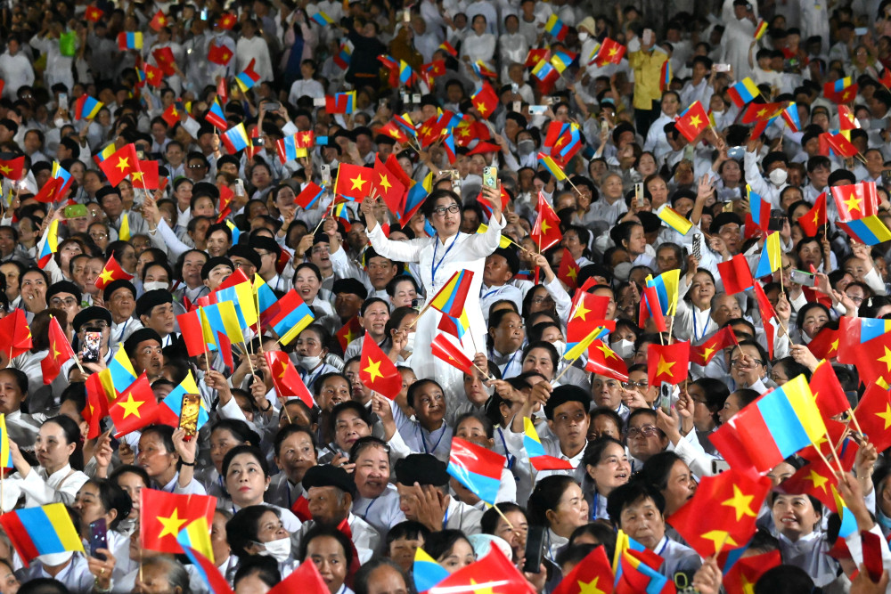Năm 2024, đạo Cao Đài tròn 100 năm tuổi, có hơn 50.000 tín đồ đạo Cao Đài về Toà thánh Tây Ninh dự đại lễ