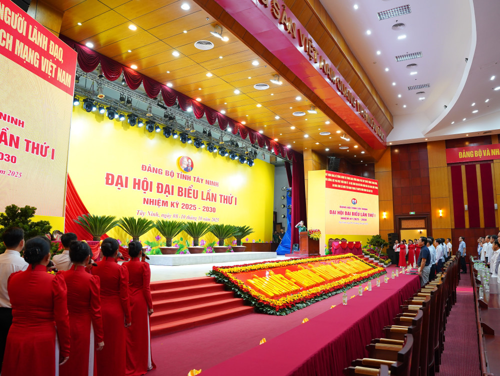 Tổng duyệt lễ chào cờ 