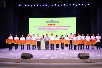 Khai mạc Hội thi Trang trí xe loa tuyên truyền cổ động tại Cụm 2