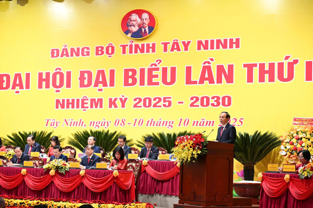 Kỳ vọng tỉnh Tây Ninh sẽ trở thành một trong những hình mẫu thành công sau hợp nhất (*) Ủy viên Bộ Chính trị, Thường trực Tiểu ban Văn kiện Đại hội XIV của Đảng Nguyễn Văn Nên đề nghị Đại hội quan tâm 8 nhóm nhiệm vụ trọng tâm