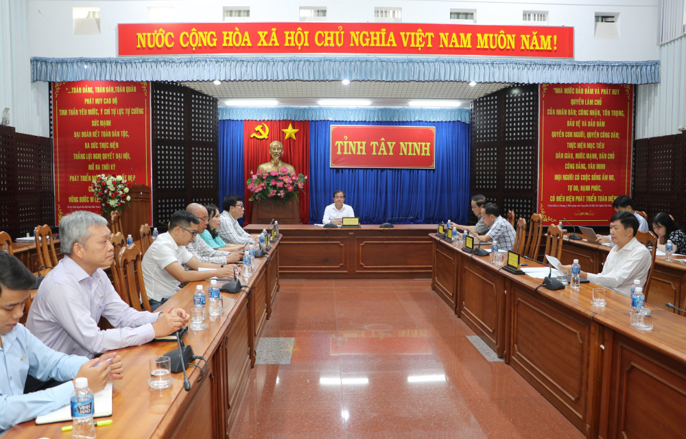 Phó Chủ tịch UBND tỉnh Nguyễn Hồng Thanh chủ trì điểm cầu Tây Ninh