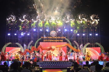 Tây Ninh: Đặc sắc Chương trình nghệ thuật chào mừng thành công Đại hội đại biểu Đảng bộ tỉnh lần thứ I