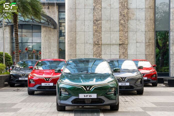 Kinh nghiệm thuê xe tự lái ở TP.HCM: Những điều cần biết trước khi đặt xe