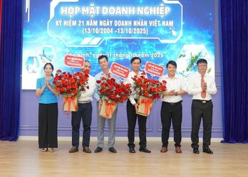 Phường Tân Ninh: Họp mặt Ngày Doanh nhân Việt Nam