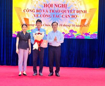 Ông Đinh Quốc Huy giữ chức vụ Trưởng phòng Kinh tế xã Dương Minh Châu