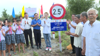 Khánh thành công trình Cầu Hạnh Phúc