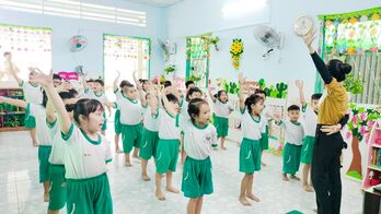 Đầu tư cho dân số là đầu tư cho phát triển Đầu tư cho dân số là đầu tư cho phát triển