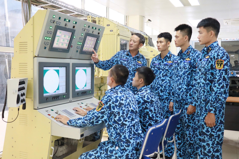 Trung tâm Huấn luyện Tàu ngầm Lữ đoàn 189: Nâng cao chất lượng huấn luyện, đào tạo thủy thủ tàu ngầm