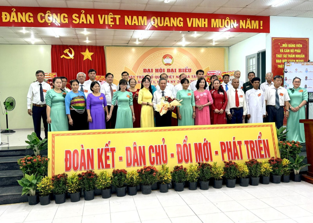 Ông Trịnh Hoài Phong giữ chức Chủ tịch UBMTTQ Việt Nam xã Tân Lập