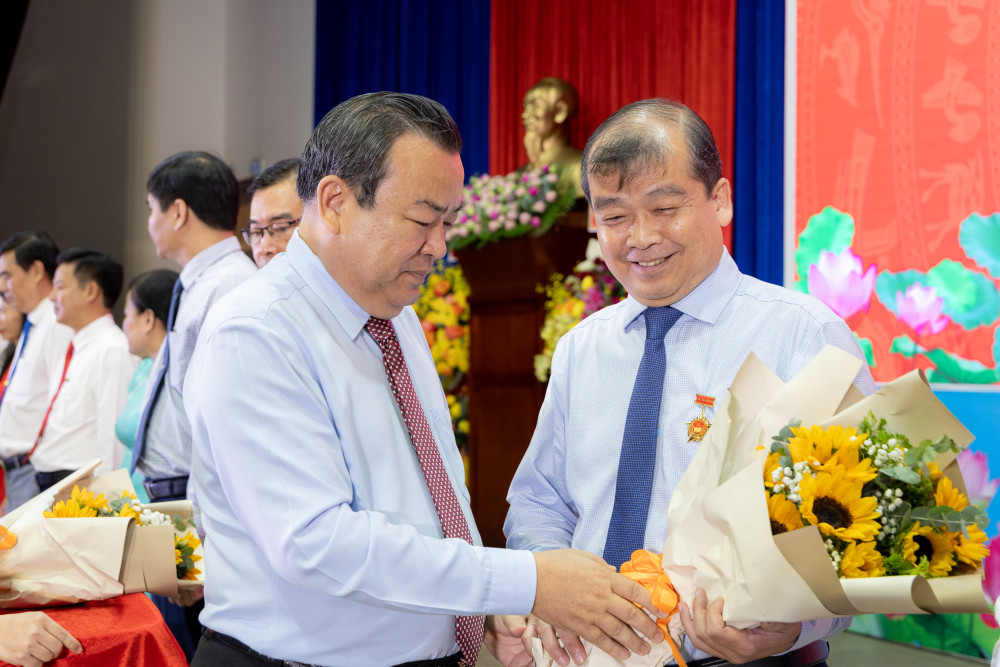 Tây Ninh: Họp mặt kỷ niệm 95 năm Ngày truyền thống ngành Tổ chức xây dựng Đảng