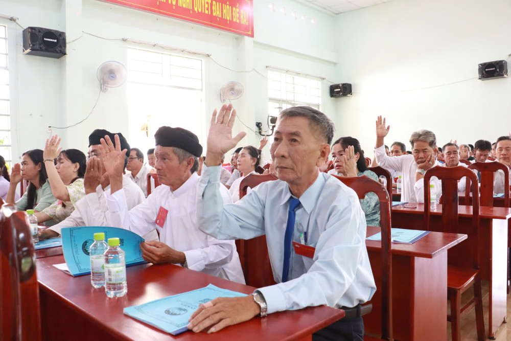 Bà Lê Thị Kim Oanh giữ chức Chủ tịch UBMTTQ Việt Nam xã Hảo Đước