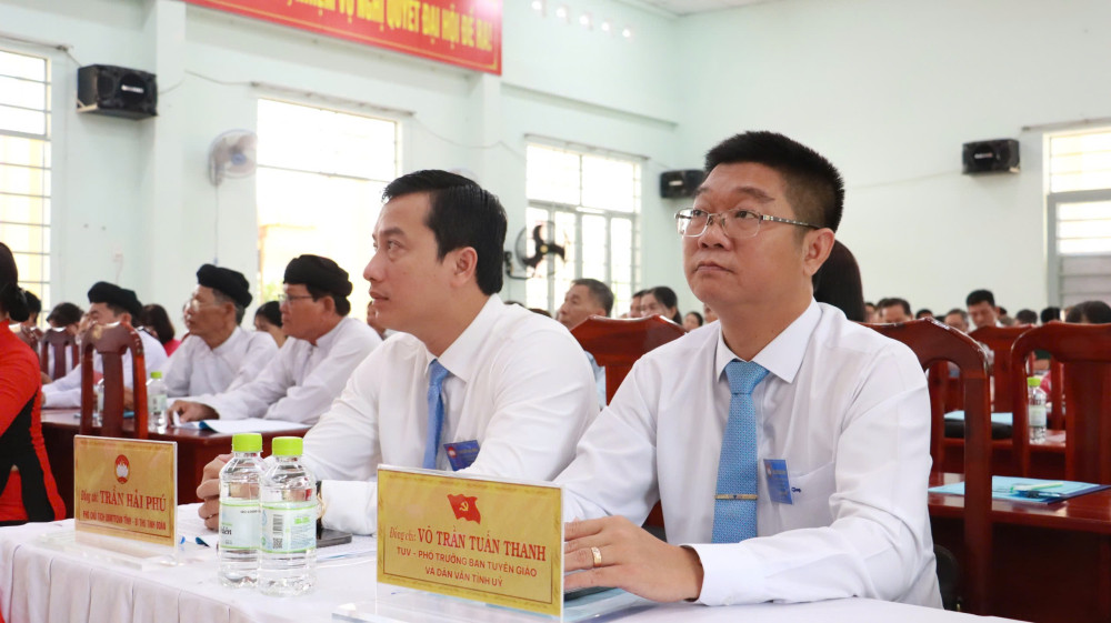 Bà Lê Thị Kim Oanh giữ chức Chủ tịch UBMTTQ Việt Nam xã Hảo Đước