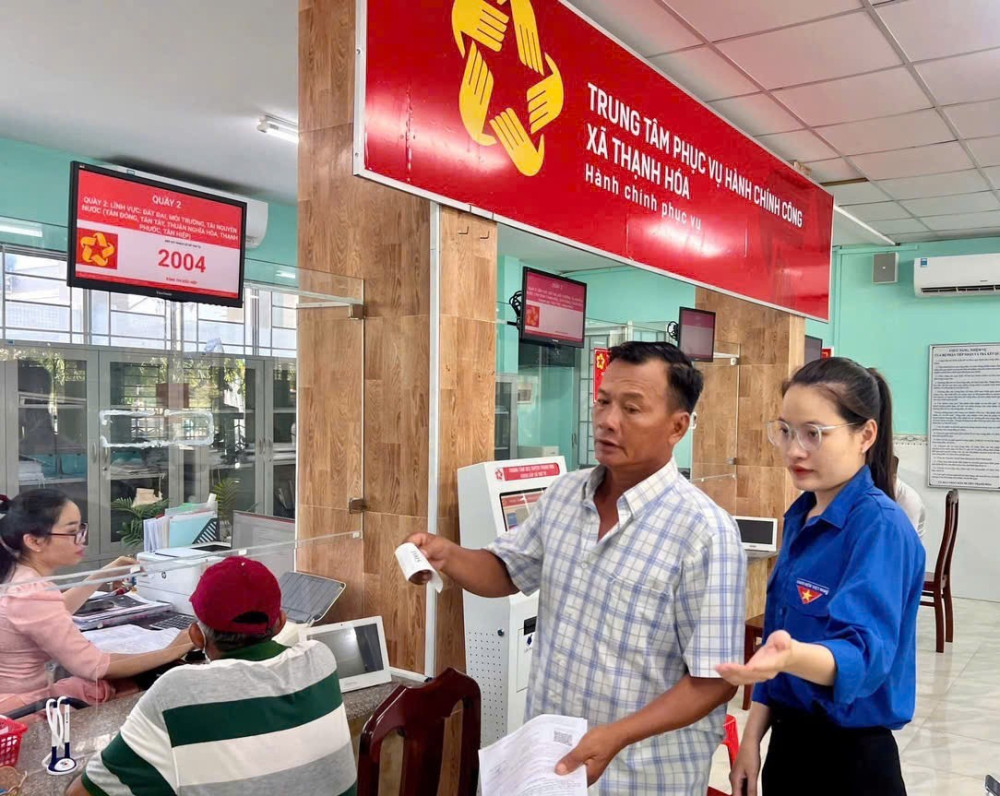 Công tác dân vận của Đảng - 'Cầu nối' giữa ý Đảng, lòng dân