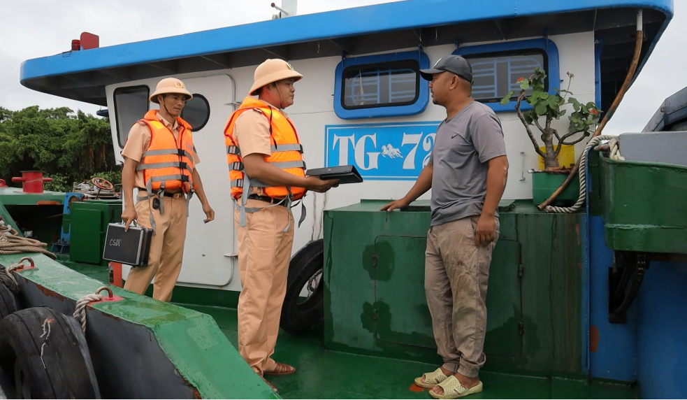 Tăng cường công tác quản lý nhà nước đối với các phương tiện thủy nội địa