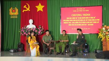 Sinh hoạt chính trị 'Tự hào người chiến sĩ Công an'