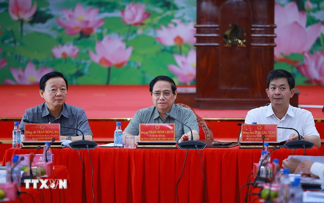 Thủ tướng: Triển khai các dự án hạ tầng tại Đồng bằng sông Cửu Long là đòi hỏi của trái tim