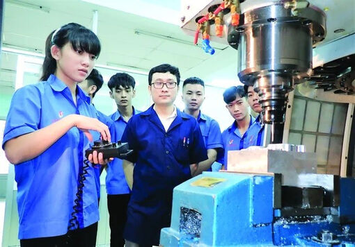 Building smart vocational schools through digital transformation