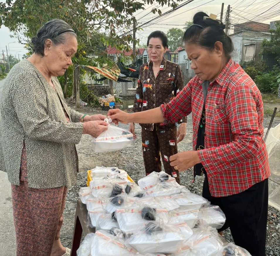 Phát huy vai trò của phụ nữ trong thời đại mới