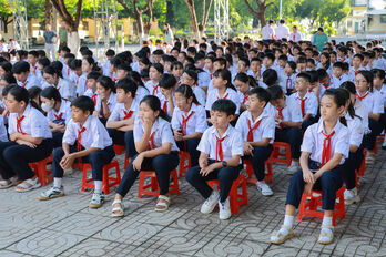 Tuyên truyền phòng ngừa tội phạm bắt cóc trực tuyến cho học sinh