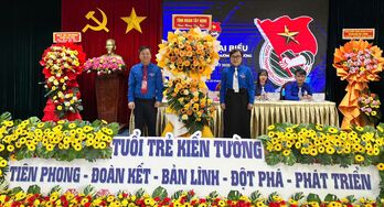 Chị Nguyễn Thị Vân Anh giữ chức Bí thư Đoàn TNCS Hồ Chí Minh phường Kiến Tường